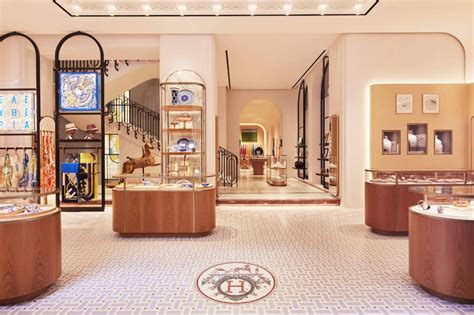 hermes italia via vitruvio|hermes consegna.